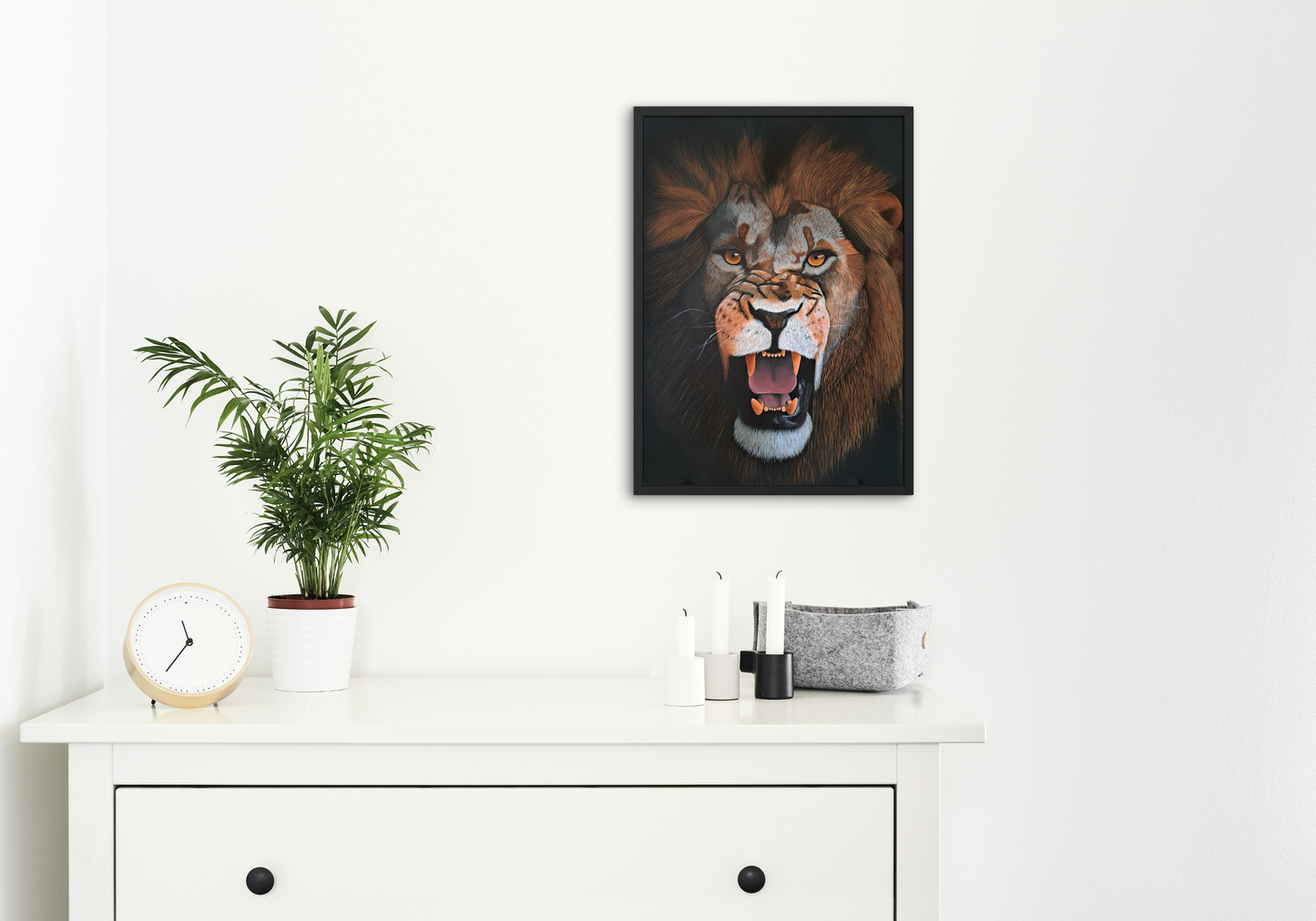 Screaming Lion Framed canvas Poster