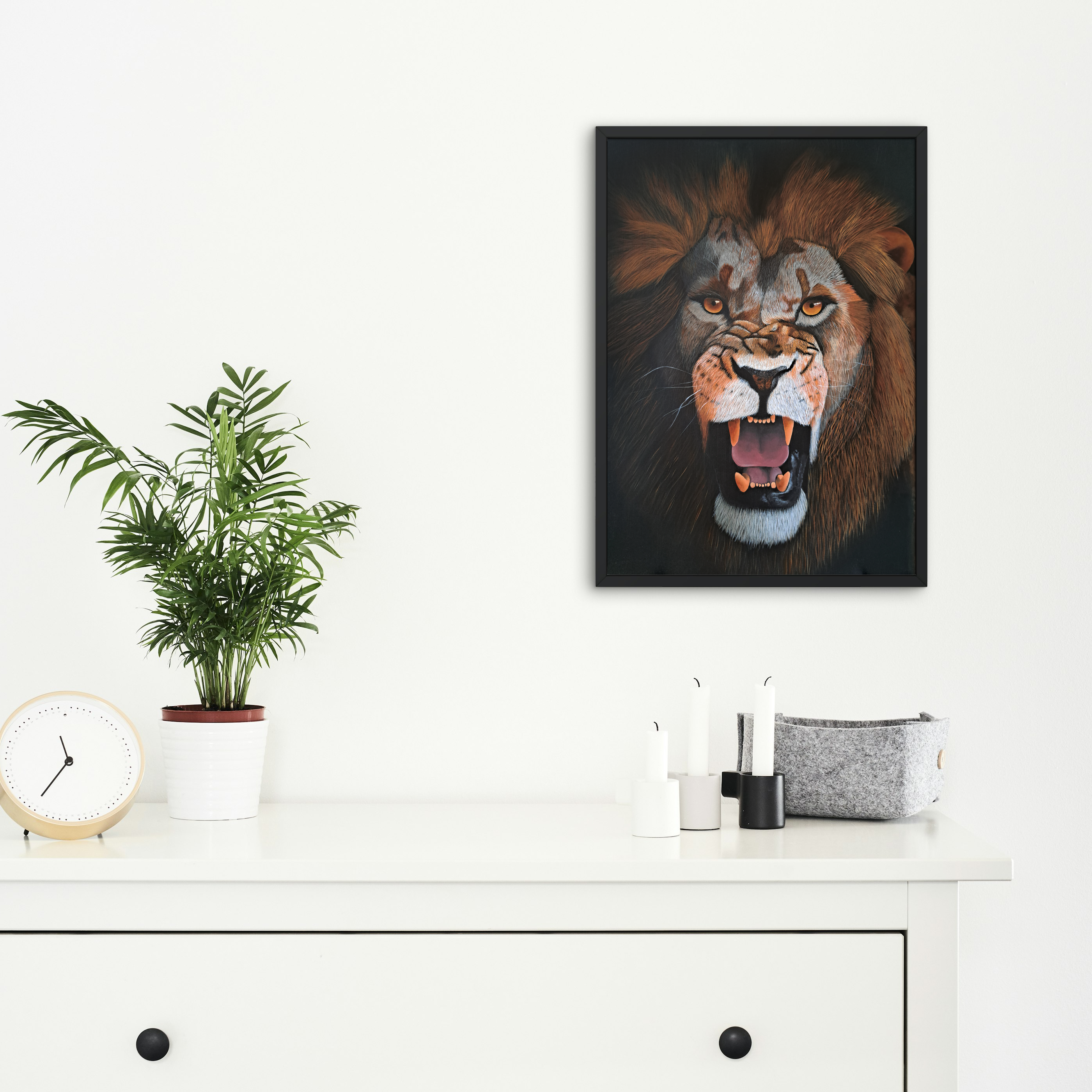 Screaming Lion Framed canvas Poster